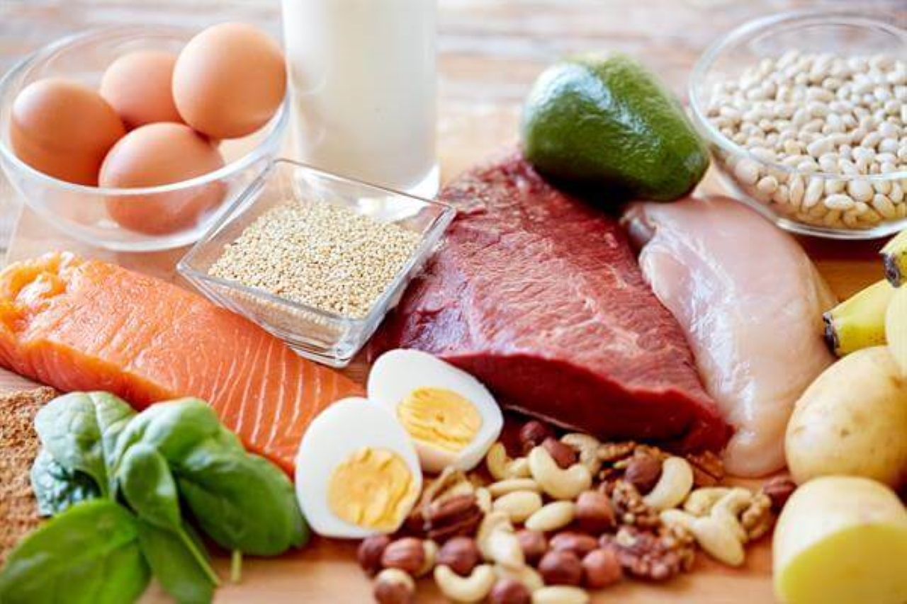 Chế độ dinh dưỡng cho mẹ sau sinh cần lưu ý điều gì?